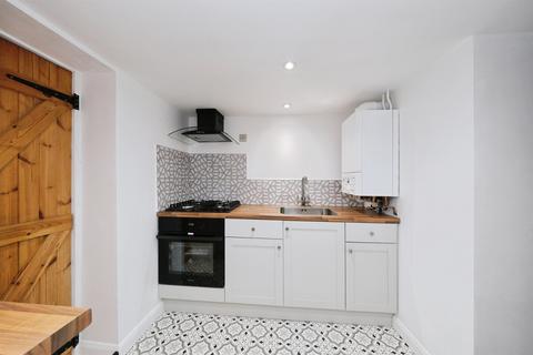 2 bedroom end of terrace house for sale, Parkside, Belper
