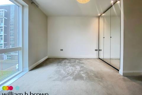 2 bedroom apartment to rent, 17 Ongar Road, Brentwood