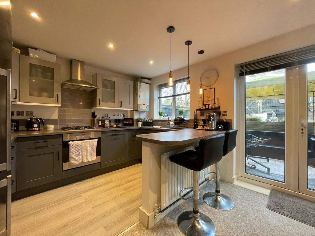 L- Kitchen 1