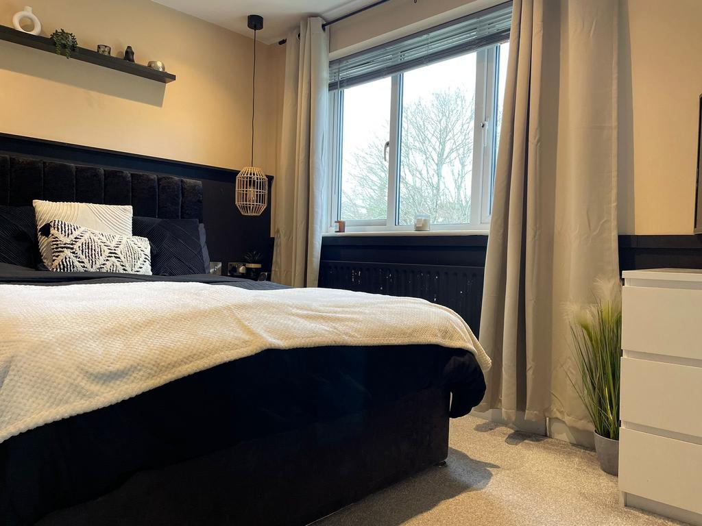 L - Bed 1