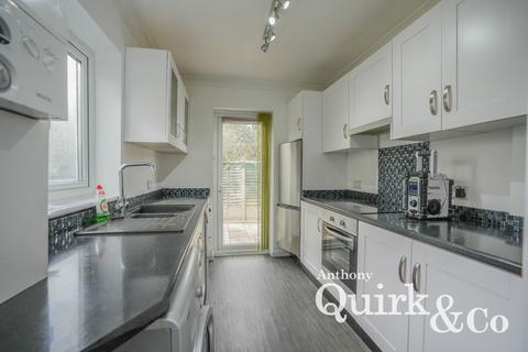 2 bedroom detached bungalow for sale, Orrmo Road, Canvey Island, SS8