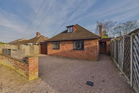4 bedroom detached bungalow for sale, Frederick Road, Malvern