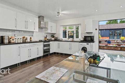 undefined, Northumberland Avenue, Ashford