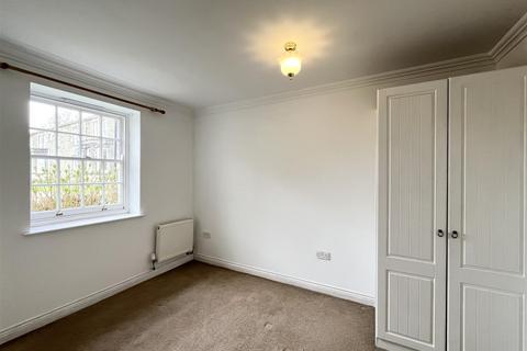 2 bedroom detached bungalow to rent, Retreat Court, St. Columb TR9
