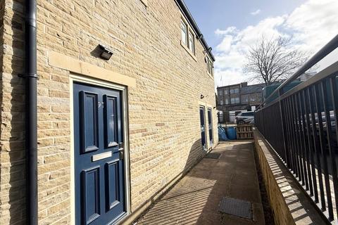 undefined, Town Street, Farsley, Pudsey, West Yorkshire, LS28