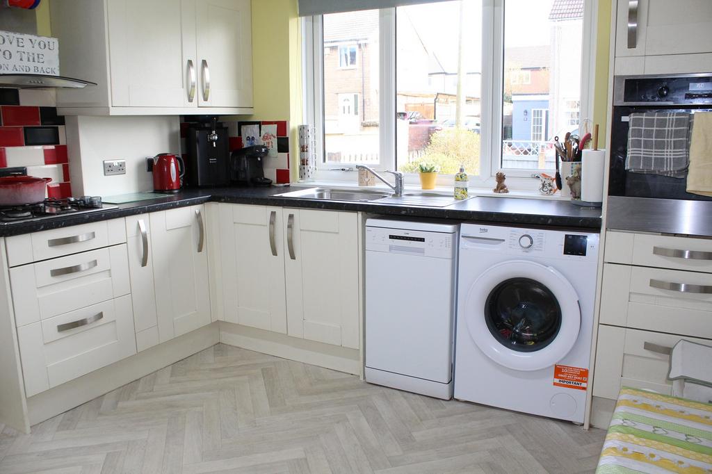 Fitted Kitchen