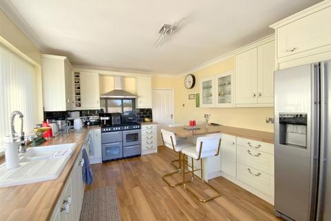 3 bedroom detached bungalow for sale, Poplar Drive, Humberston