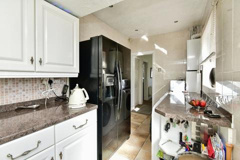 3 bedroom semi-detached house for sale, Chell Green Avenue, Stoke-on-Trent, ST6