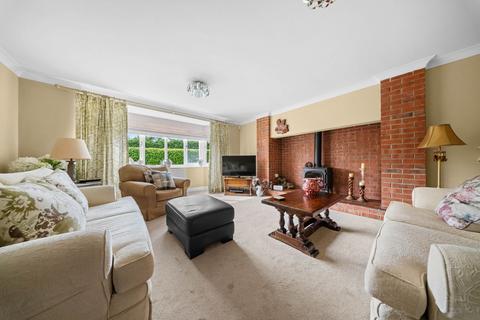 4 bedroom detached house for sale, The Laurels, Milton Green, CH3