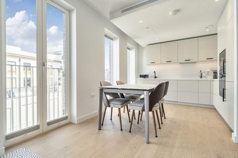 3 bedroom flat for sale, Phoenix Place, Farringdon, London, WC1X