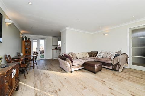 3 bedroom bungalow for sale, Pippins Road, Burnham-on-Crouch, Essex, CM0