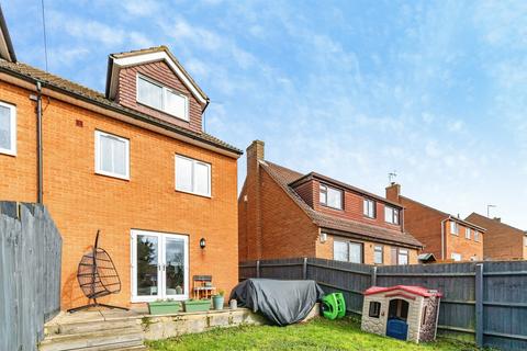 3 bedroom semi-detached house for sale, Holmes Avenue, Raunds, Wellingborough