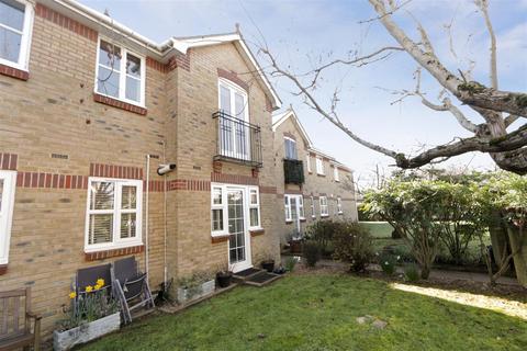 undefined, Willow Grove, Chislehurst