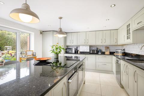 4 bedroom semi-detached house for sale, St. Johns Crescent, Stansted, Essex, CM24