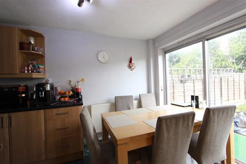 undefined, Wellers Grove, Cheshunt