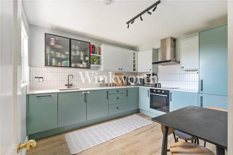 3 bedroom apartment for sale, Eade Road, London, N4