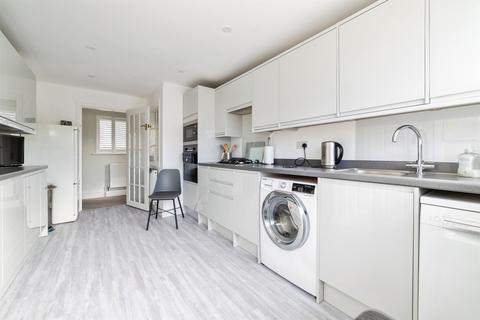 3 bedroom semi-detached house for sale, Archers Ride, Welwyn Garden City