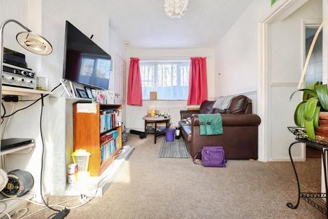 undefined, Faversham Road, Kennington