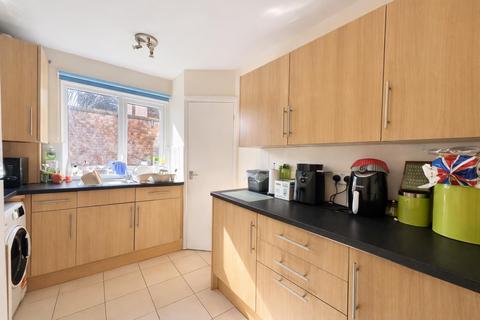 undefined, Faversham Road, Kennington