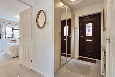 2 bedroom detached bungalow for sale, Galton Close, Birmingham