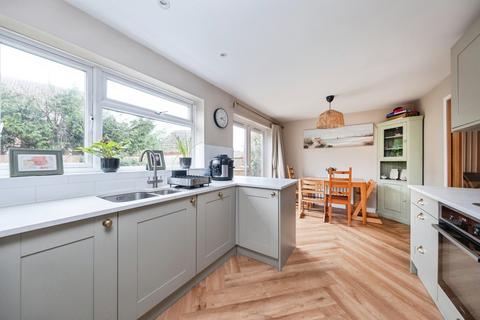 undefined, Deerfield Close, Buckingham, Buckinghamshire, MK18