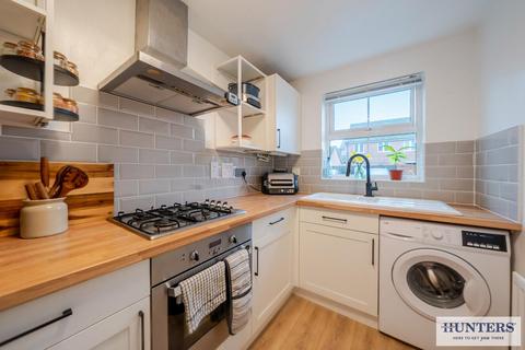 2 bedroom end of terrace house for sale, Station View, Hambleton, Selby