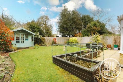 undefined, Bonsey Gardens, Wrentham, NR34