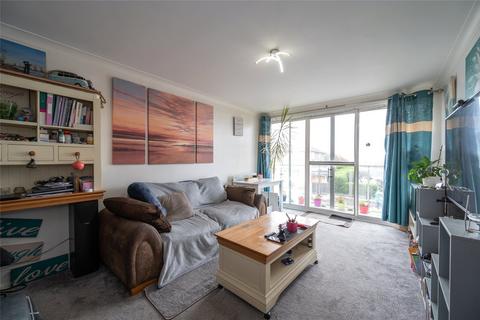 2 bedroom flat for sale, Bembridge House, Bembridge Drive, Hayling Island, Hampshire, PO11