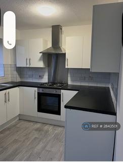 2 bedroom end of terrace house to rent, Poplars Farm Housing Estate, Bradford, BD2