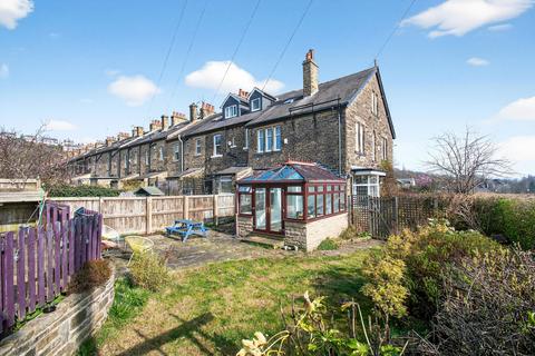 undefined, Sandals Road, Shipley, BD17