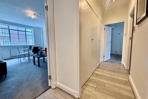 1 bedroom flat to rent, Adelaide Road, London
