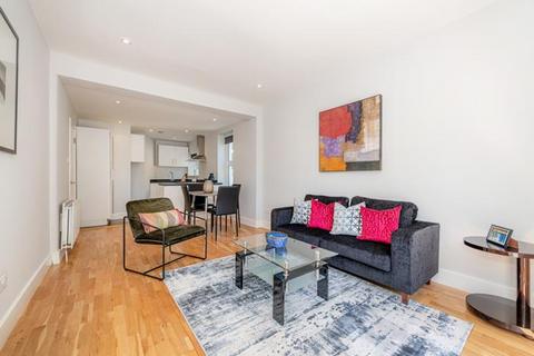 2 bedroom house to rent, Skardu Road, London
