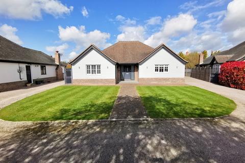 4 bedroom bungalow for sale, Farthing Chase West Mersea, CO5
