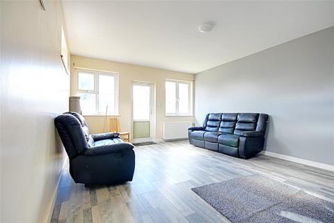 4 bedroom terraced house to rent, Nightingale Road, London, N9