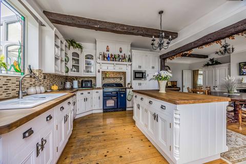 6 bedroom detached house for sale, MENGHAM