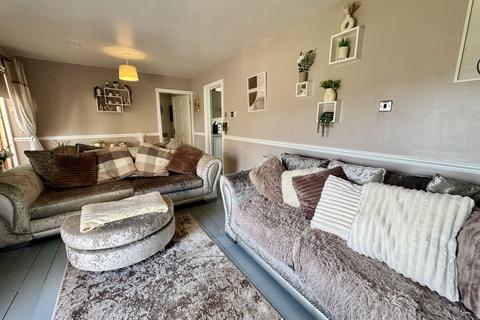 4 bedroom end of terrace house for sale, Treseifion Estate, Holyhead, Anglesey, LL65