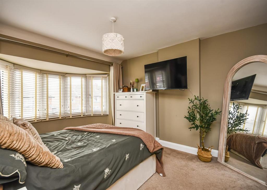110 Wombourne Park-3.jpg