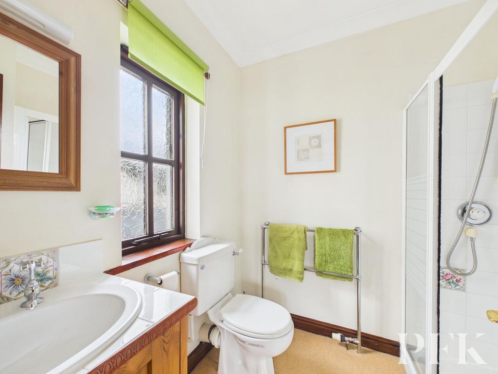En-suite shower room