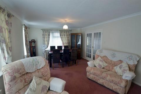2 bedroom detached bungalow for sale, Radnor View, Leominster