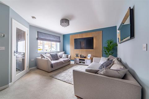 4 bedroom townhouse for sale, Tantallon Court, Dudley, Cramlington, NE23
