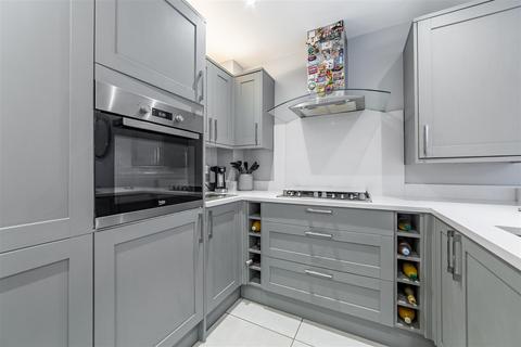4 bedroom townhouse for sale, Tantallon Court, Dudley, Cramlington, NE23