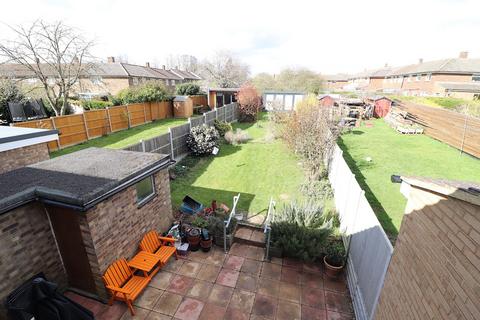 2 bedroom terraced house for sale, Briardale, Stevenage, Hertfordshire, SG1