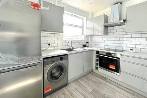 undefined, Arnold Road, CO15