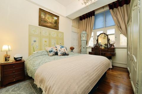 undefined, ., CHELTENHAM, Gloucestershire, GL54
