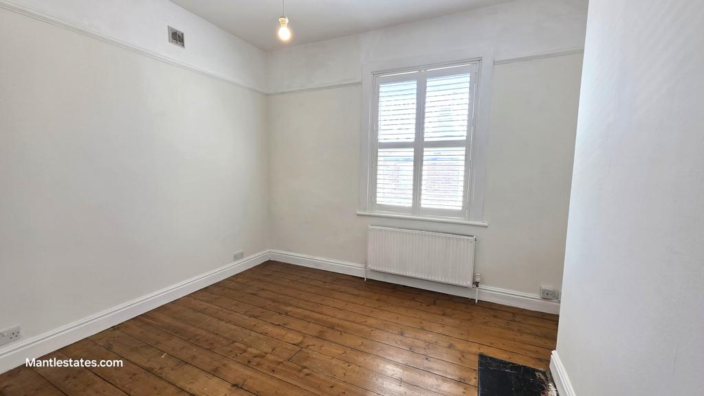 Front bedroom