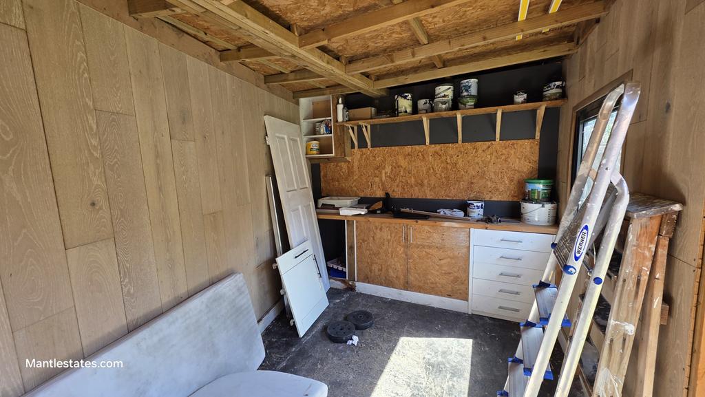 Garden shed