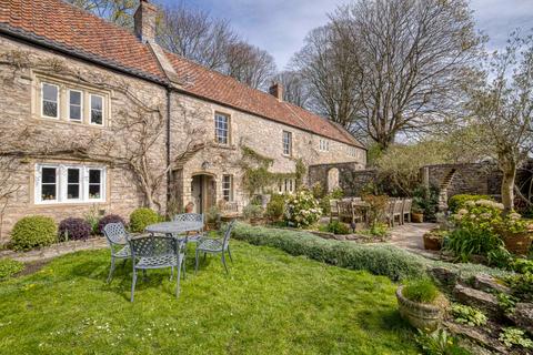 undefined, Period home - between Frome and Wells