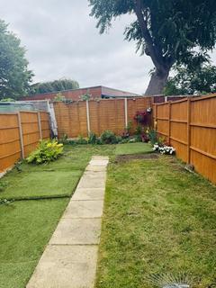 2 bedroom apartment to rent, Sketty Road, Enfield, EN1