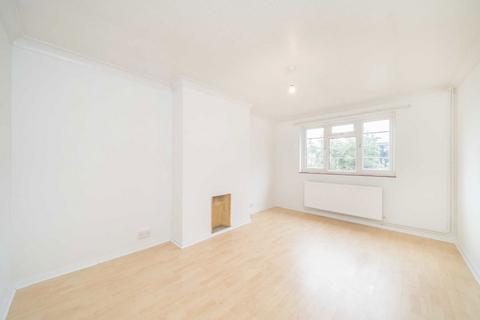2 bedroom maisonette to rent, Cambray Road, London SW12