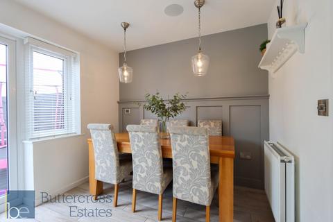 3 bedroom end of terrace house for sale, Lavender Way, Newark, NG24 2PL